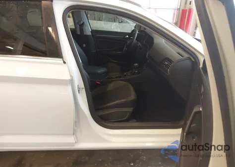 2019 Volkswagen Jetta 1.4T Sel из США, поврежденный, VIN 3VWE57BU2KM097134